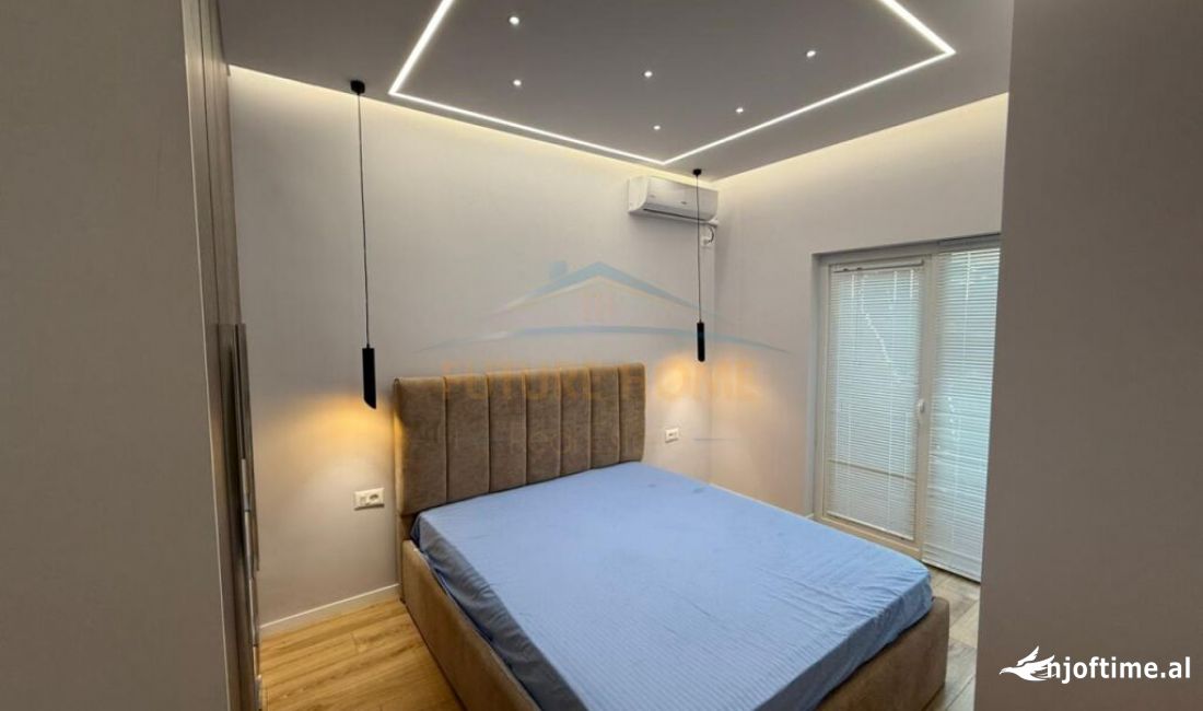 Shtepi me qera Apartament ne Tirane, 1+1, Mobilimi E mobiluar, Pagesa 550  Euro.