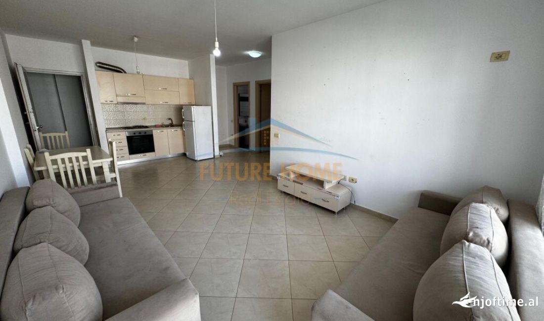 Shtepi me qera Apartament ne Tirane, 2+1, Mobilimi E mobiluar, Pagesa 450  Euro.