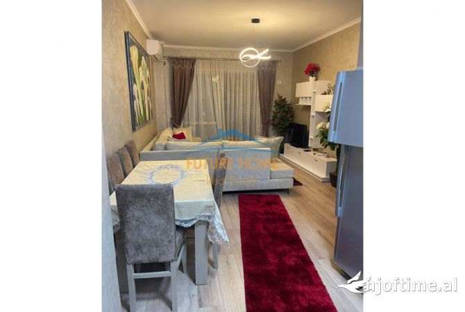Shtepi me qera 3+1 ne Tirane - 800 Euro