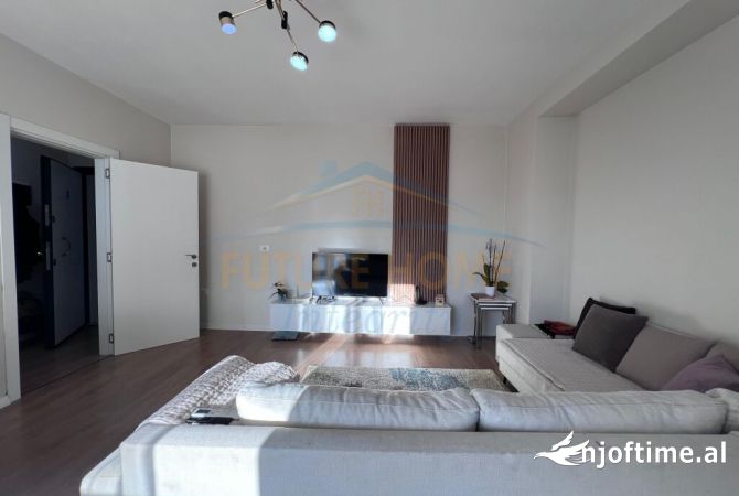 Shtepi ne shitje Apartament ne Tirane, 2+1, Mobilimi E mobiluar, Pagesa 153,000  Euro.