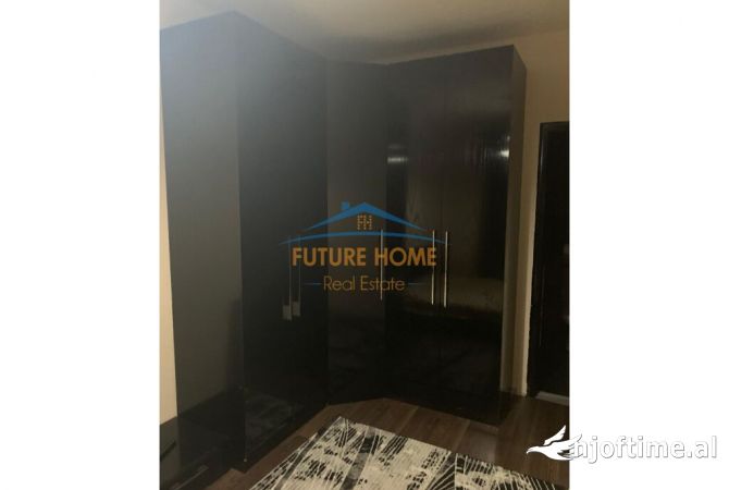 Shtepi me qera 2+1 ne Tirane - 450 Euro