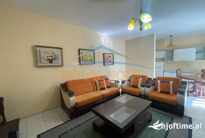 Shtepi ne shitje Apartament ne Tirane, 2+1, Mobilimi E mobiluar, Pagesa 182,000  Euro.