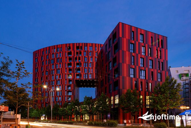 Ambient biznesi me qera 3+1 ne Tirane - 2,500 Euro