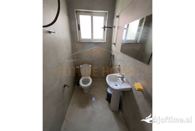 Shtepi me qera 1+1 ne Tirane - 400 Euro