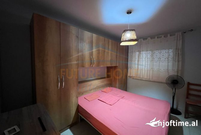Shtepi me qera Apartament ne Tirane, 1+1, Mobilimi E mobiluar, Pagesa 400  Euro.