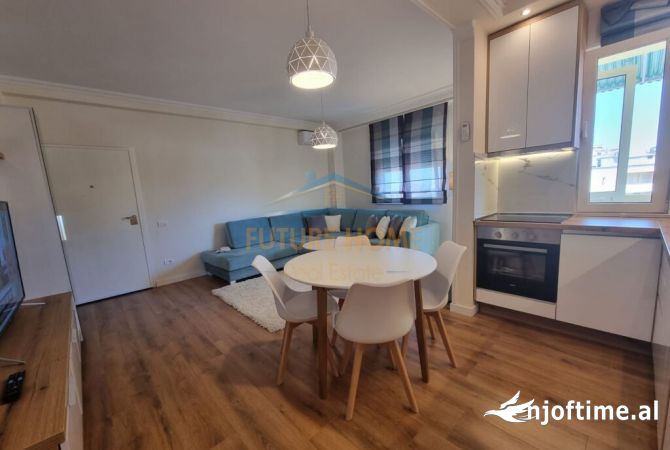 Shtepi me qera Apartament ne Tirane, 1+1, Mobilimi E mobiluar, Pagesa 600  Euro.
