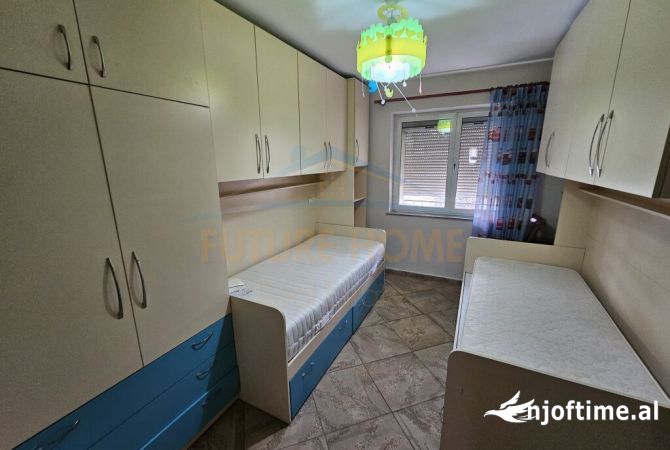 Shtepi me qera Apartament ne Tirane, 2+1, Mobilimi E mobiluar, Pagesa 450  Euro.