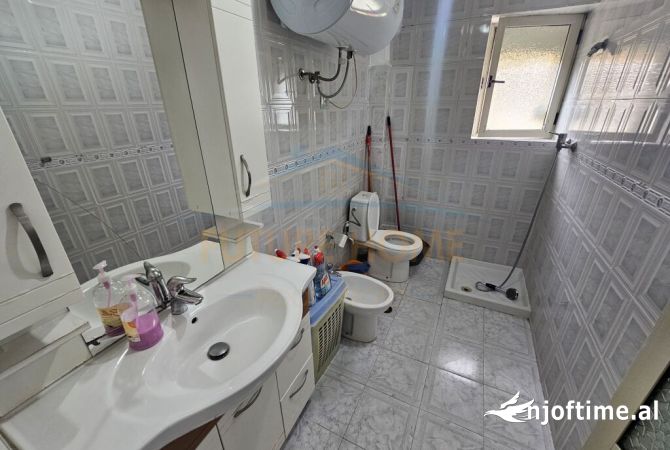 Shtepi me qera Apartament ne Tirane, 2+1, Mobilimi E mobiluar, Pagesa 450  Euro.