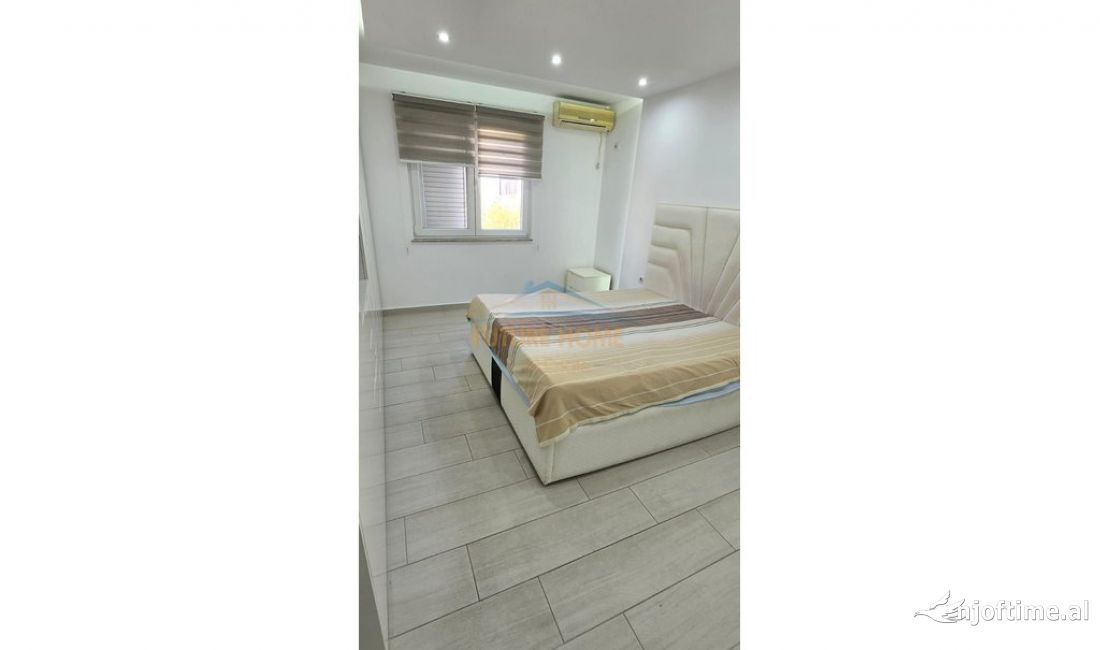 Shtepi ne shitje Apartament ne Tirane, 2+1, Mobilimi E mobiluar, Pagesa 158,000  Euro.