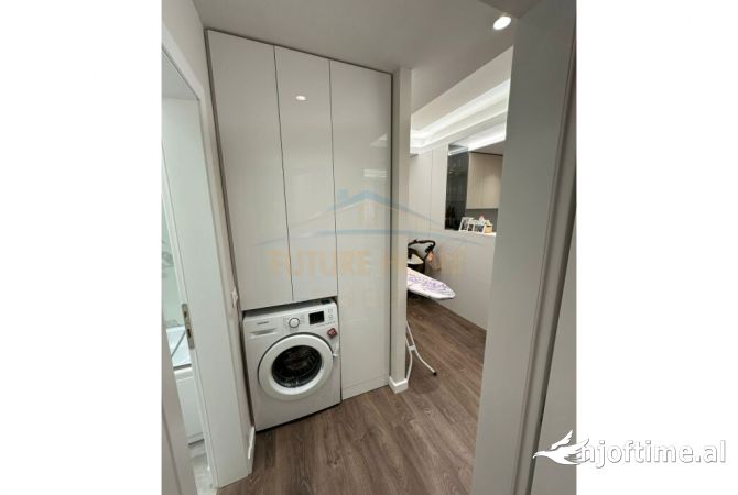 Shtepi ne shitje Apartament ne Tirane, 2+1, Mobilimi E mobiluar, Pagesa 185,000  Euro.