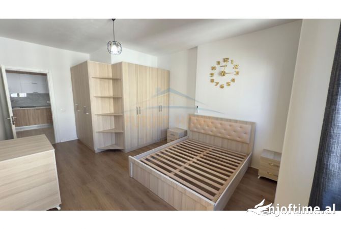 Shtepi ne shitje Apartament ne Tirane, 2+1, Mobilimi E mobiluar, Pagesa 155,000  Euro.