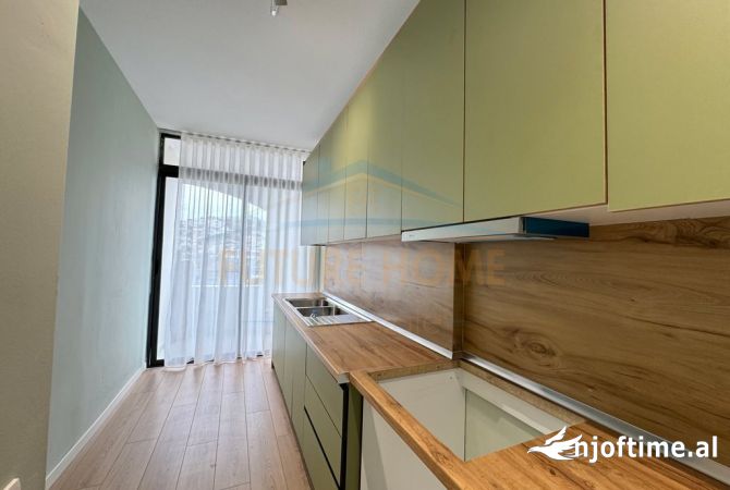 Shtepi ne shitje Apartament ne Tirane, 2+1, Mobilimi E mobiluar, Pagesa 118,000  Euro.