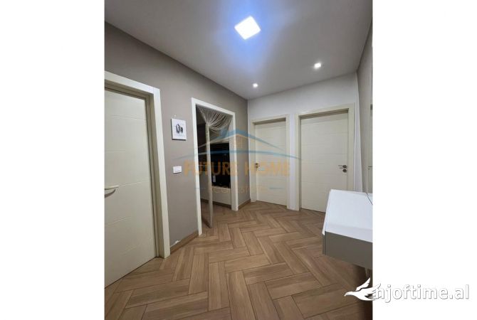 Shtepi ne shitje Apartament ne Tirane, 1+1, Mobilimi E mobiluar, Pagesa 85,000  Euro.