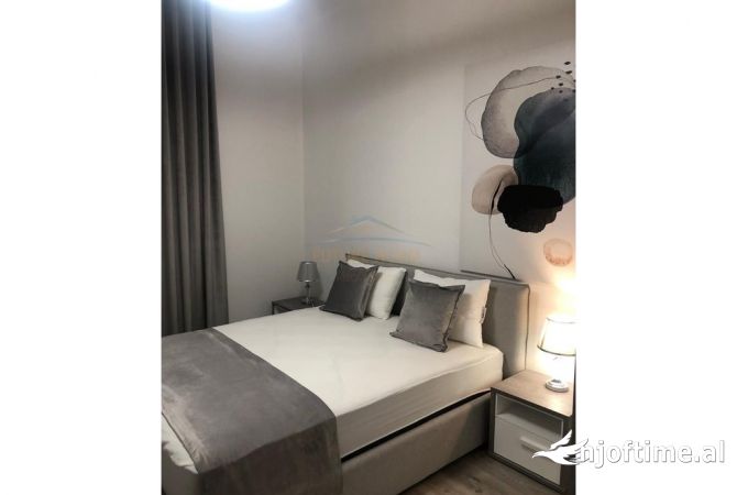 Shtepi me qera Apartament ne Tirane, 1+1, Mobilimi E mobiluar, Pagesa 900  Euro.