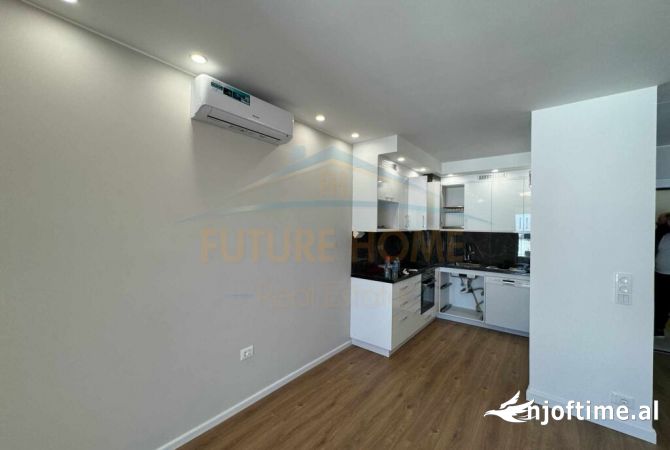 Shtepi ne shitje Apartament ne Tirane, 1+1, Mobilimi Pjeserisht e mobiluar, Pagesa 99,000  Euro.