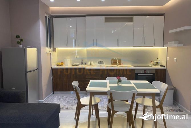 Shtepi me qera Apartament ne Tirane, 1+1, Mobilimi E mobiluar, Pagesa 650  Euro.