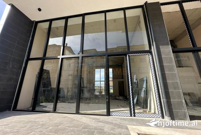 Ambient biznesi me qera 1+1 ne Tirane - 1,000 Euro