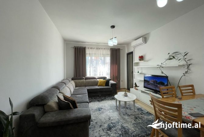 Noleggio Auto 2+1 a Tirana - 800 Euro