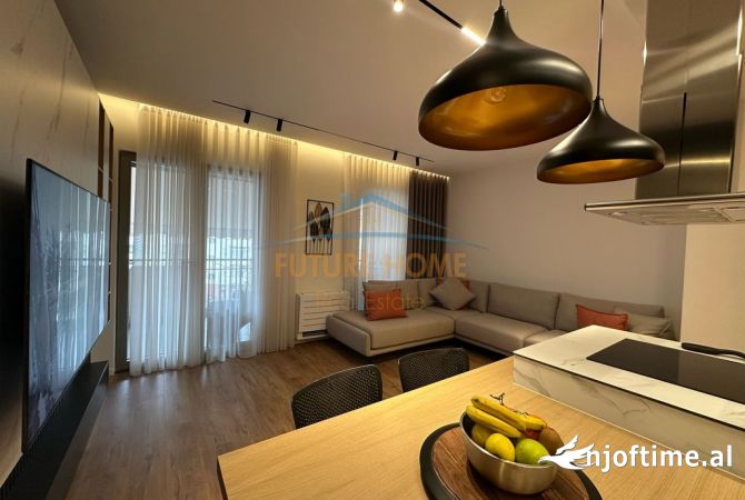 Shtepi ne shitje Apartament ne Tirane, 2+1, Mobilimi E mobiluar, Pagesa 390,000  Euro.