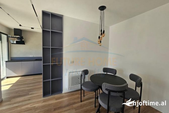 Shtepi me qera Apartament ne Tirane, 2+1, Mobilimi E mobiluar, Pagesa 800  Euro.