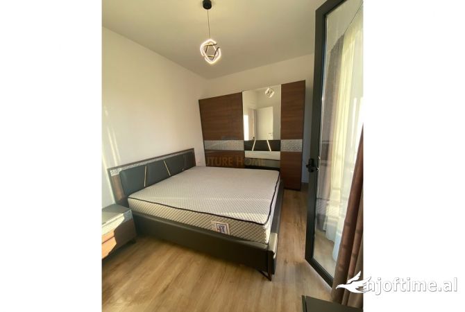 Shtepi me qera 2+1 ne Tirane - 450 Euro