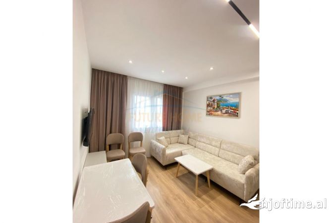 Shtepi ne shitje Apartament ne Tirane, 1+1, Mobilimi E mobiluar, Pagesa 89,000  Euro.