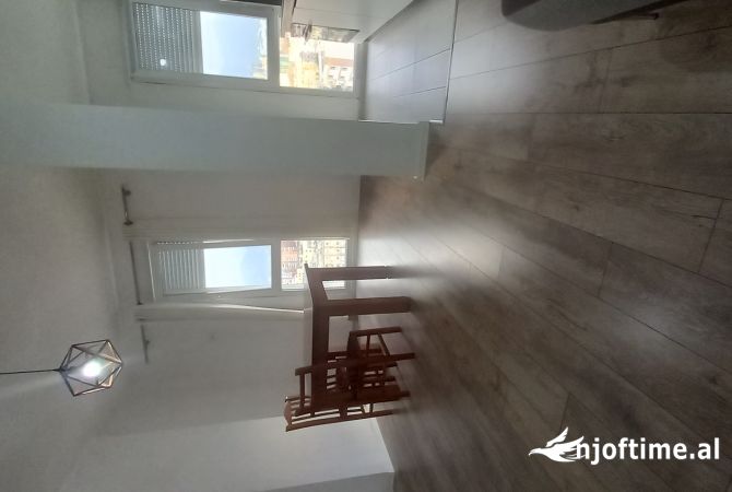 Shtepi me qera Apartament ne Tirane, 1+1, Mobilimi E mobiluar, Pagesa 42,000  Leke.