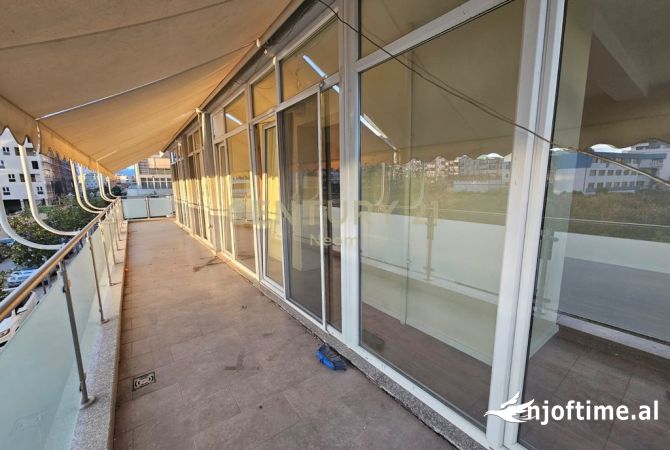 Jepet me qira apartament 3+1+2 te Kika 2!