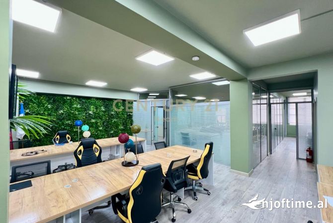 Ambient biznesi me qera 3+1 ne Tirane - 3,200 Euro