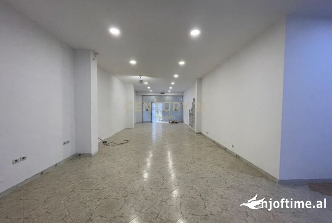 Ambjent biznesi ne shitje 1+1 ne Tirane - 250,000 Euro