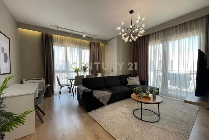 Shtepi me qera 2+1 ne Tirane - 800 Euro