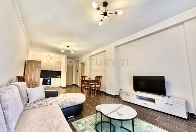Shtepi me qera 2+1 ne Tirane - 500 Euro