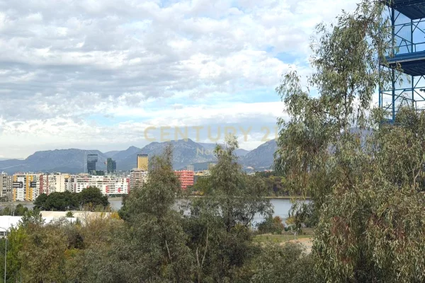 Shtepi me qera 2+1 ne Tirane - 800 Euro