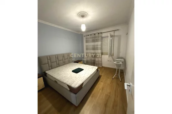Shtepi me qera 2+1 ne Tirane - 800 Euro