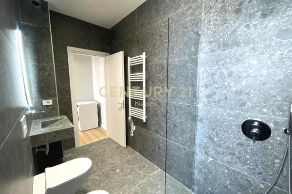 Shtepi me qera Apartament ne Tirane, 1+1, Mobilimi E mobiluar, Pagesa 1,250  Euro.