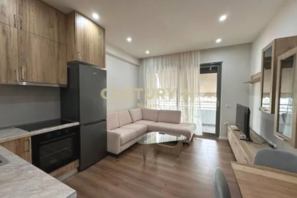 Shtepi me qera Apartament ne Tirane, 1+1, Mobilimi E mobiluar, Pagesa 650  Euro.