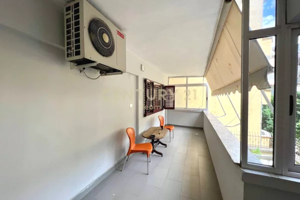 Shtepi me qera Apartament ne Tirane, 3+1, Mobilimi E mobiluar, Pagesa 800  Euro.