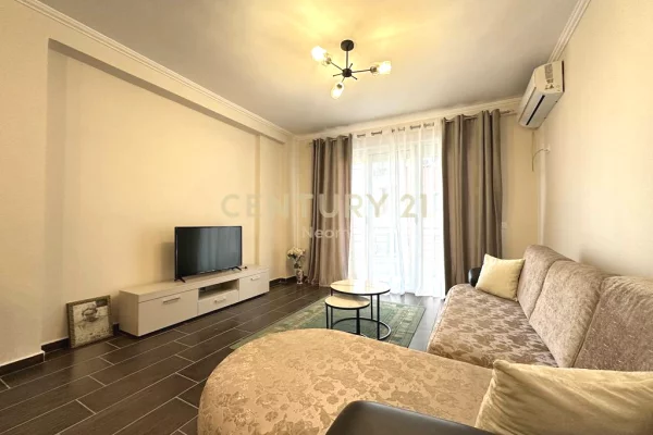 Shtepi me qera 2+1 ne Tirane - 500 Euro
