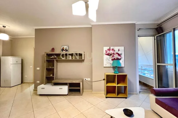 Shtepi me qera 1+1 ne Tirane - 460 Euro