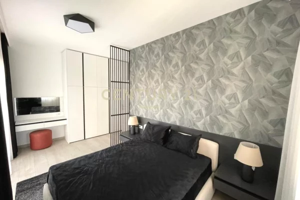 Shtepi me qera Apartament ne Tirane, 2+1, Mobilimi E mobiluar, Pagesa 1,000  Euro.