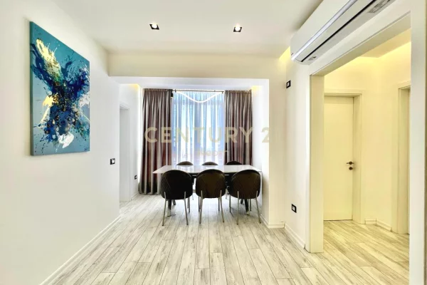 Shtepi me qera Apartament ne Tirane, 3+1, Mobilimi E mobiluar, Pagesa 1,300  Euro.