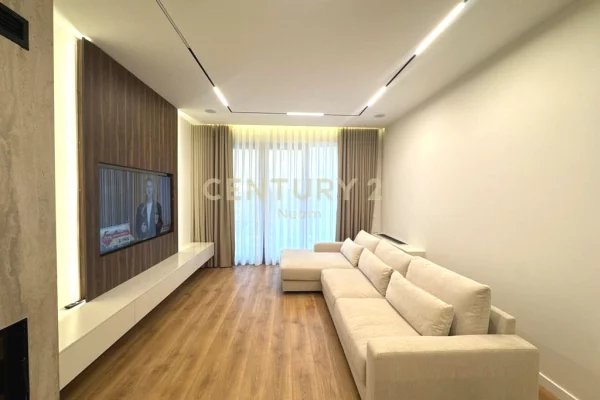 Casa in affitto 2+1 a Tirana - 2,200 Euro