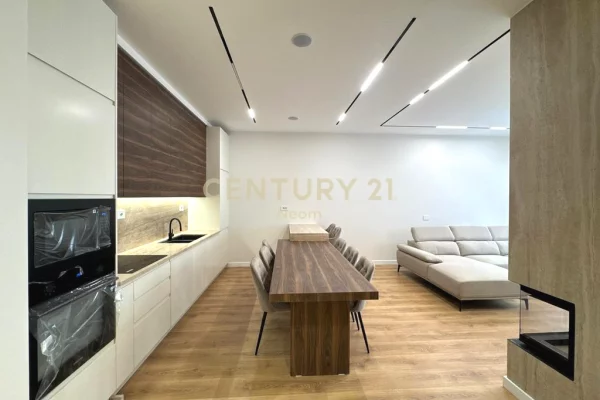 Shtepi me qera Apartament ne Tirane, 2+1, Mobilimi E mobiluar, Pagesa 2,100  Euro.