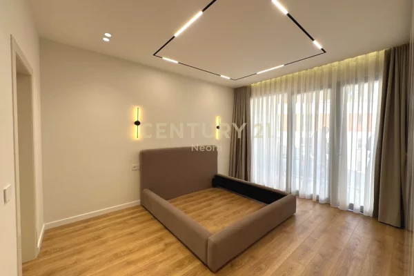 Shtepi me qera Apartament ne Tirane, 1+1, Mobilimi E mobiluar, Pagesa 1,350  Euro.