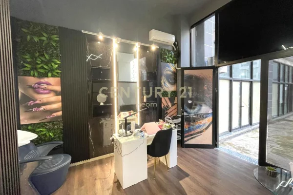 Ambient biznesi me qera 1+1 ne Tirane - 9,000 Euro