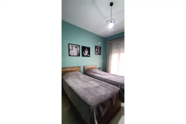 Shtepi me qera Apartament ne Tirane, 2+1, Mobilimi E mobiluar, Pagesa 750  Euro.