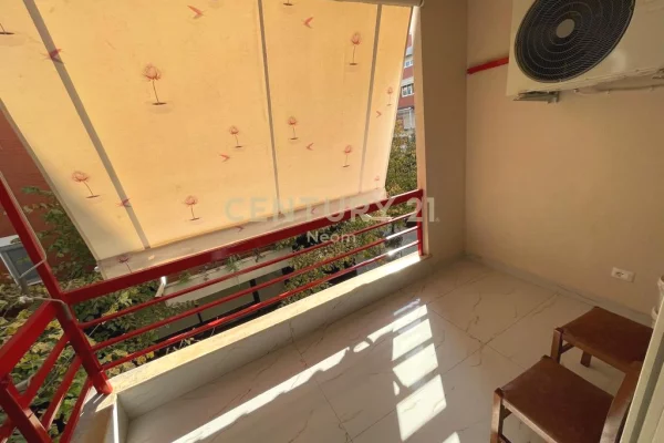 Shtepi me qera Apartament ne Tirane, 2+1, Mobilimi E mobiluar, Pagesa 1,200  Euro.