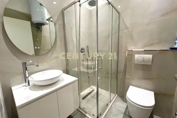 Qira,Ambjent Biznesi 140 M2 prane Zogut te Zi