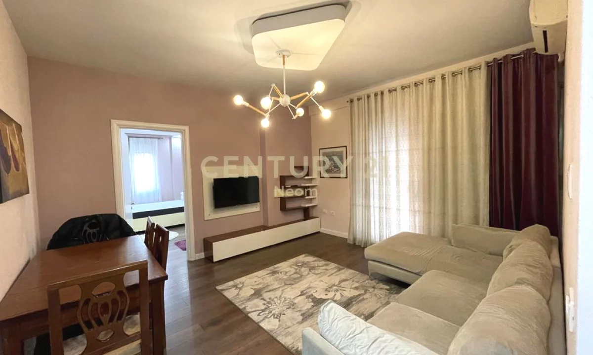 Shtepi me qera Apartament ne Tirane, 1+1, Mobilimi E mobiluar, Pagesa 600  Euro.