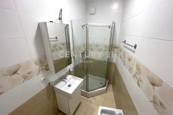 Shtepi me qera Apartament ne Tirane, 1+1, Mobilimi E mobiluar, Pagesa 600  Euro.